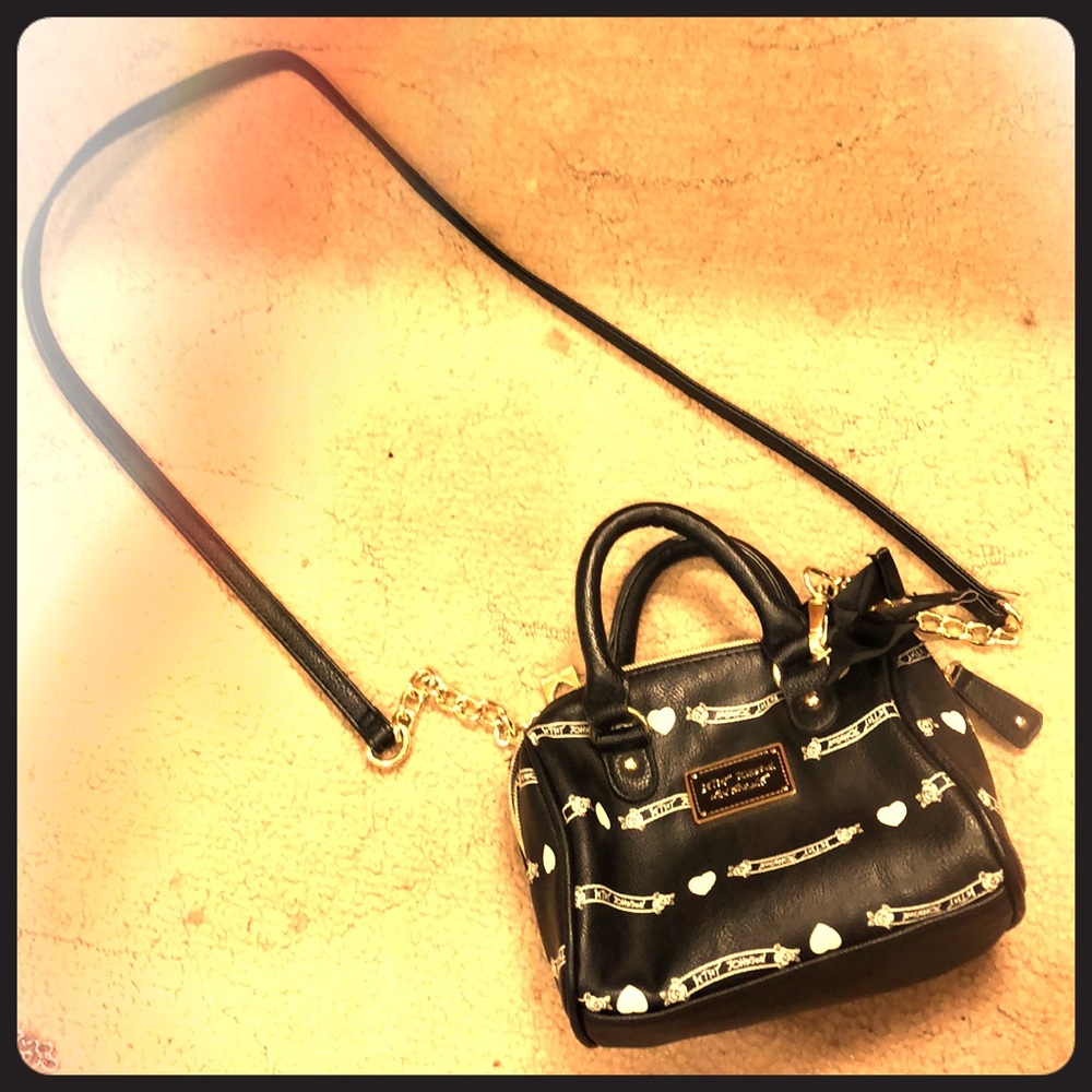 Betsy Johnson cross body purse